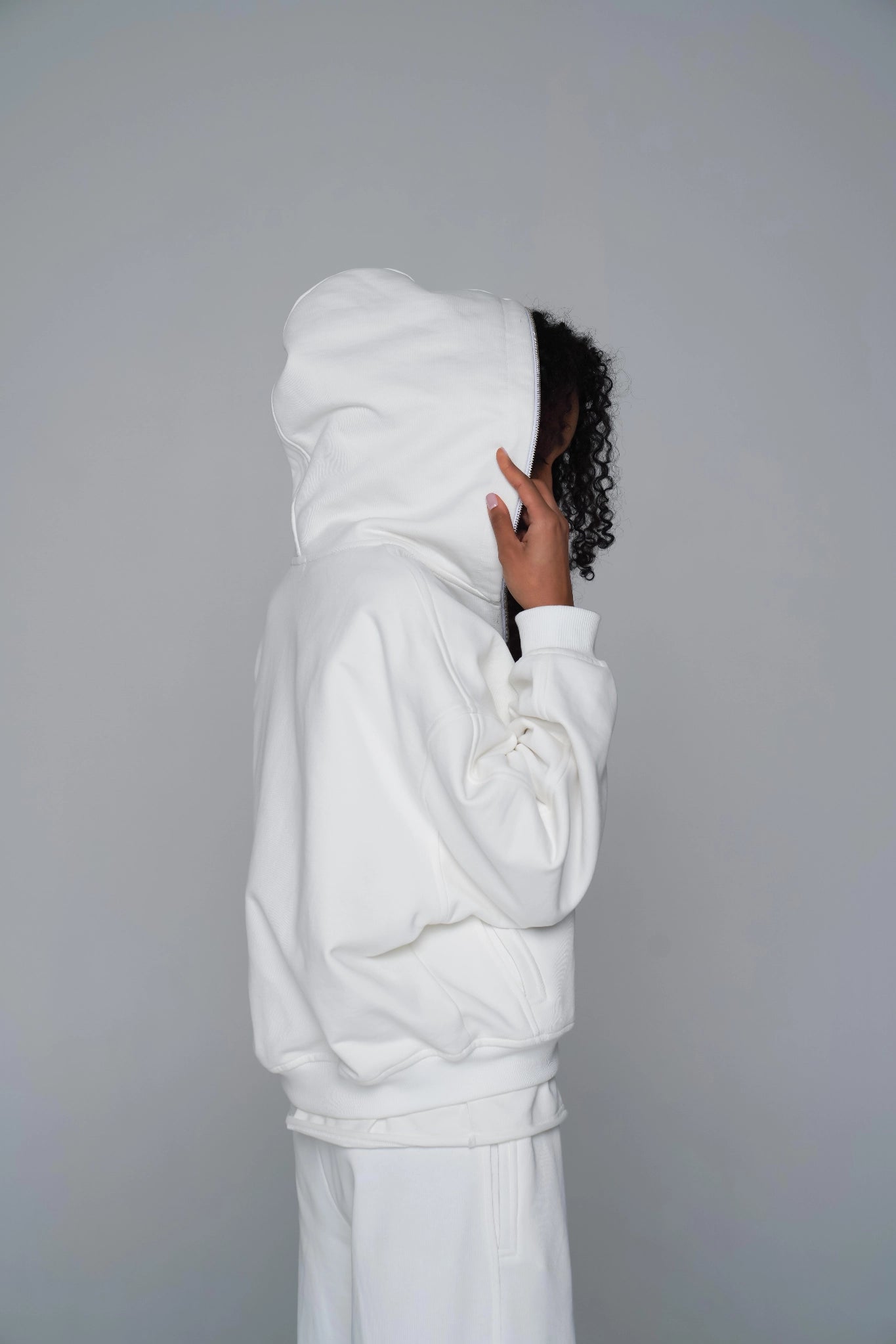 WOMEN'S OVERSIZED MINI CROP FULL-ZIP HOODIE CHAMPAGNE CUSTOM front