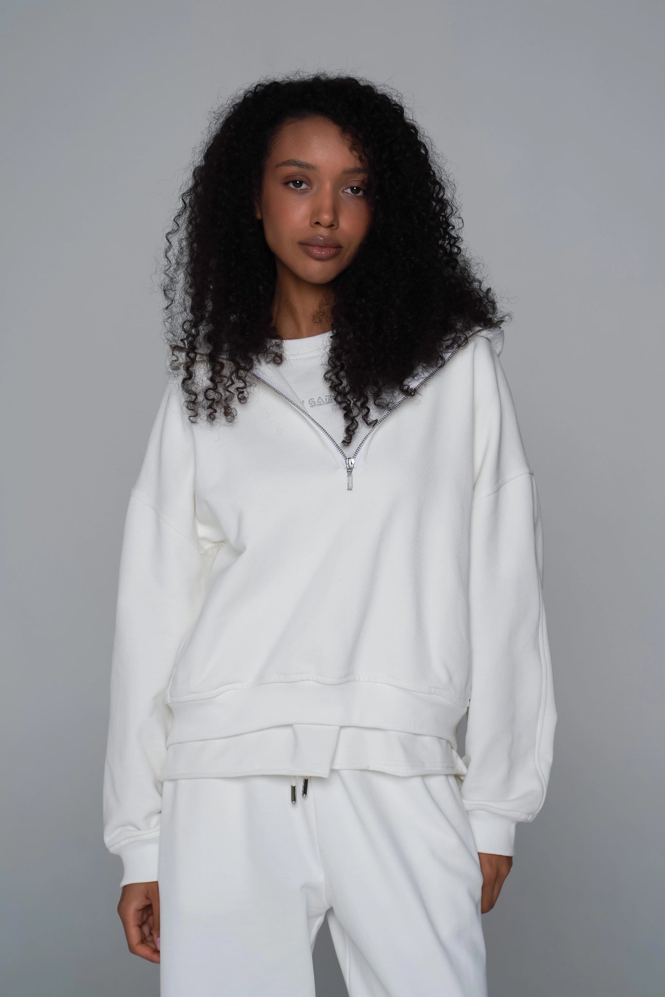 WOMEN'S OVERSIZED MINI CROP FULL-ZIP HOODIE CHAMPAGNE CUSTOM