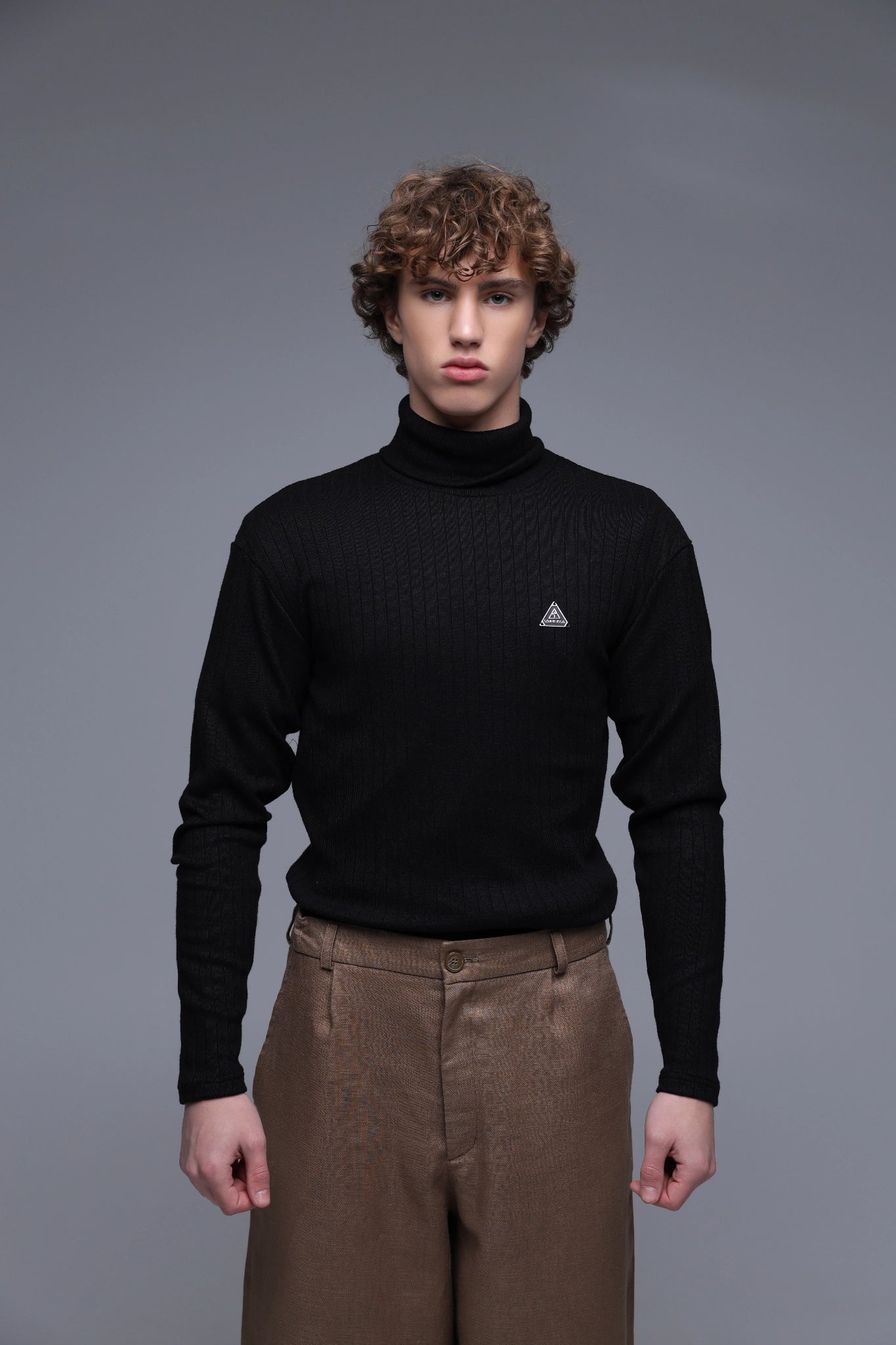SAINT ISSA MEN'S BLACK MOCK-TOP TURTLENECK luxury