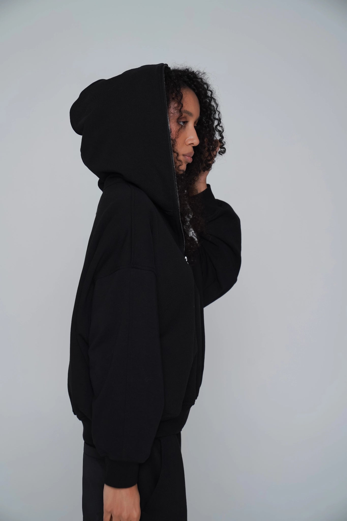 WOMEN'S MINI CROP FULL-ZIP OVERSIZED HOODIE BLACK CUSTOM front