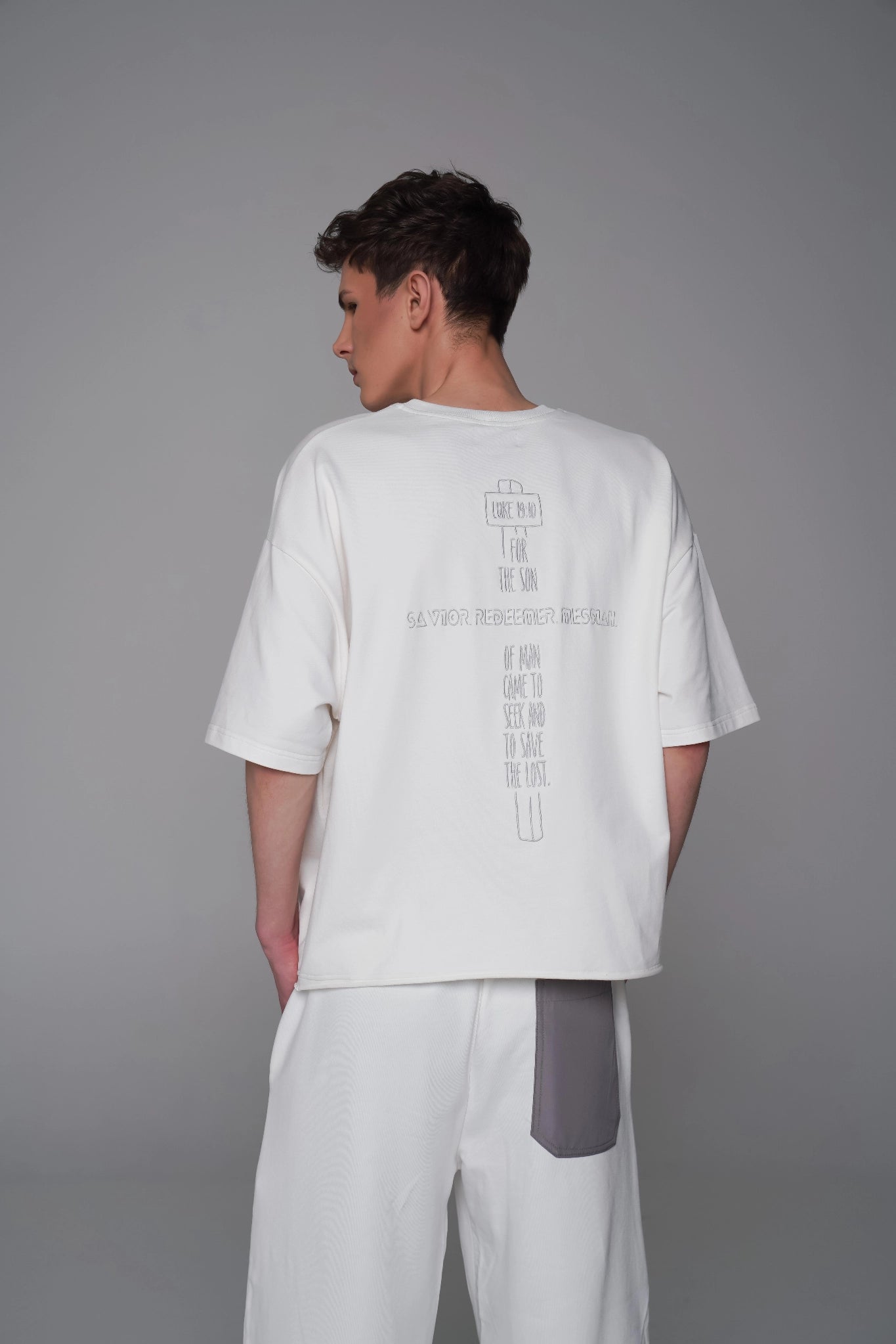 MEN'S OVERSIZED MINI CROP T-SHIRT CHAMPAGNE side