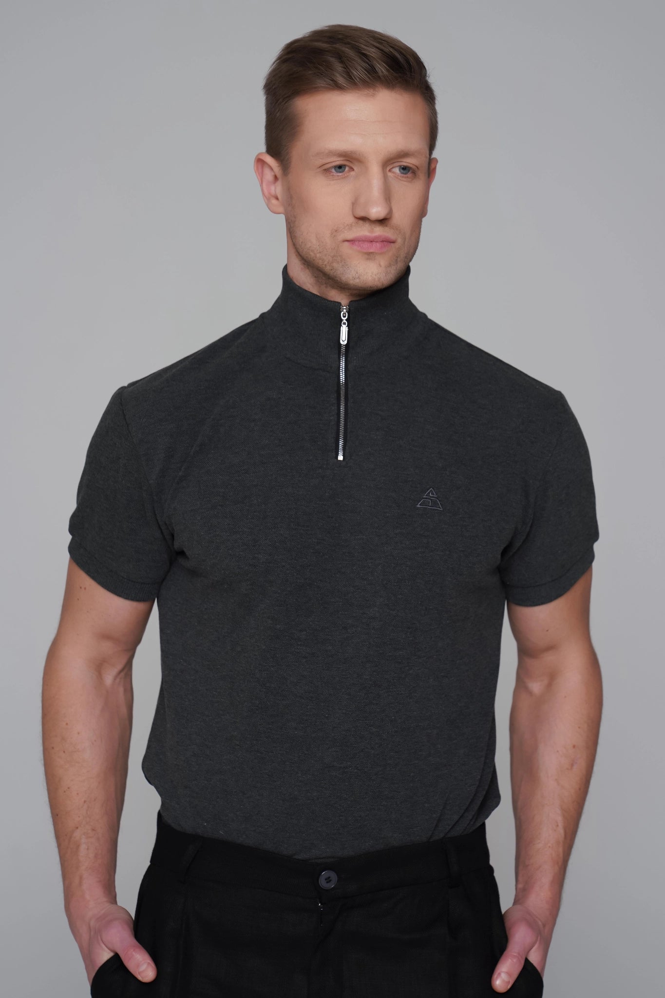 SAINT ISSA MEN'S COTTON ZIP POLO GREY detail