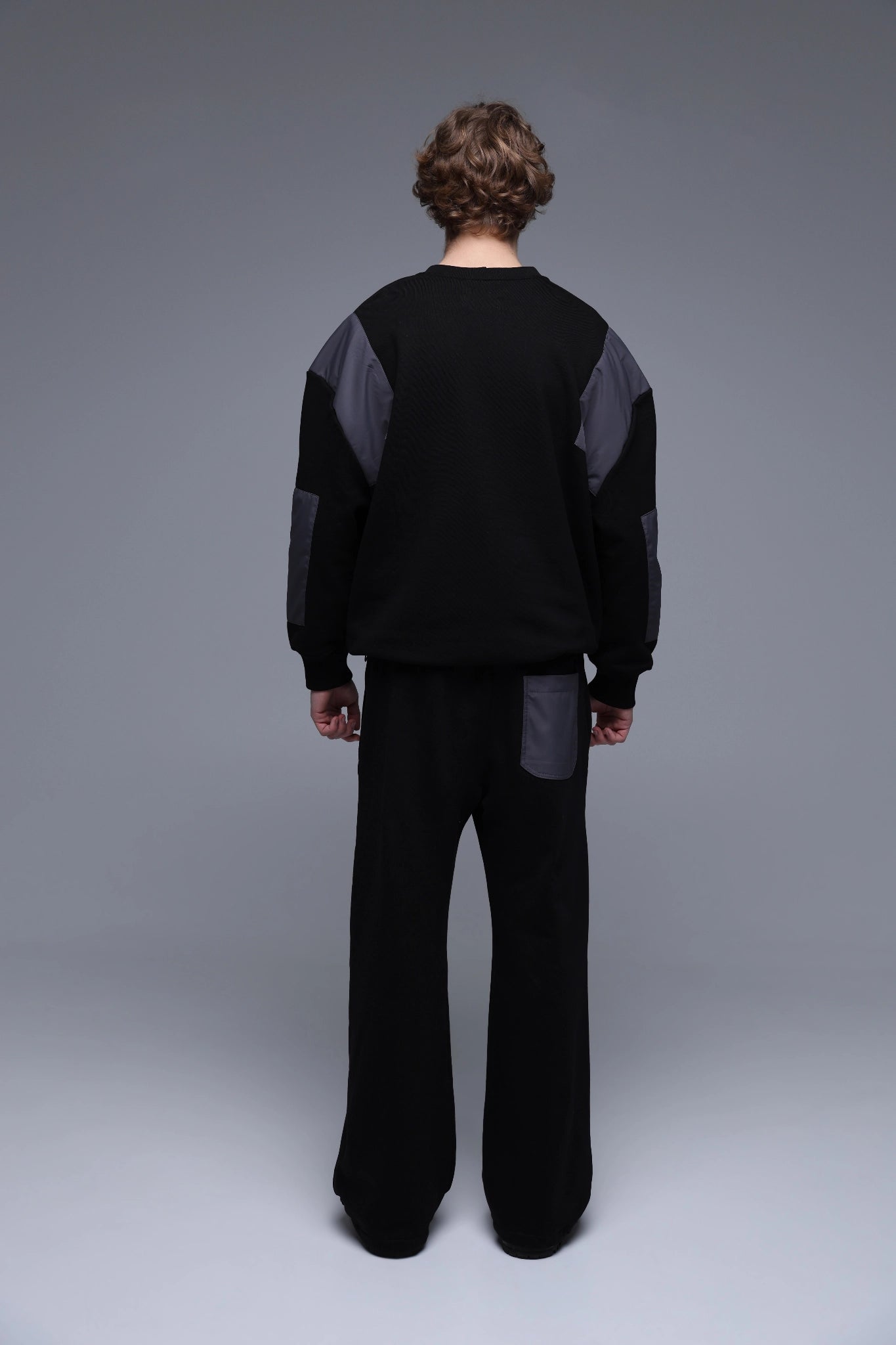 STONE CONTRAST SWEATSHIRT side view