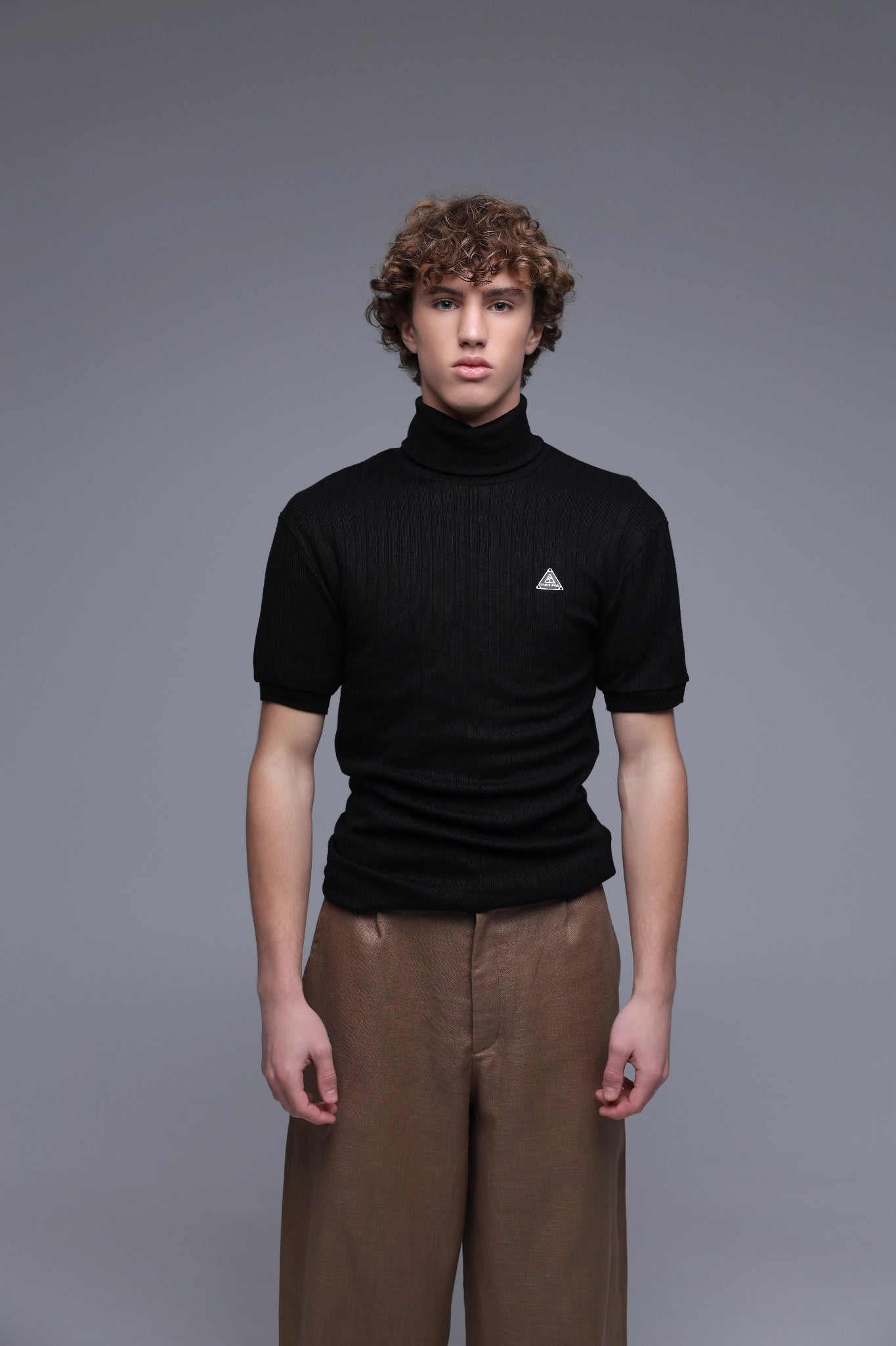 SAINT ISSA MEN'S SHORT-SLEEVE TURTLENECK BLACK luxury