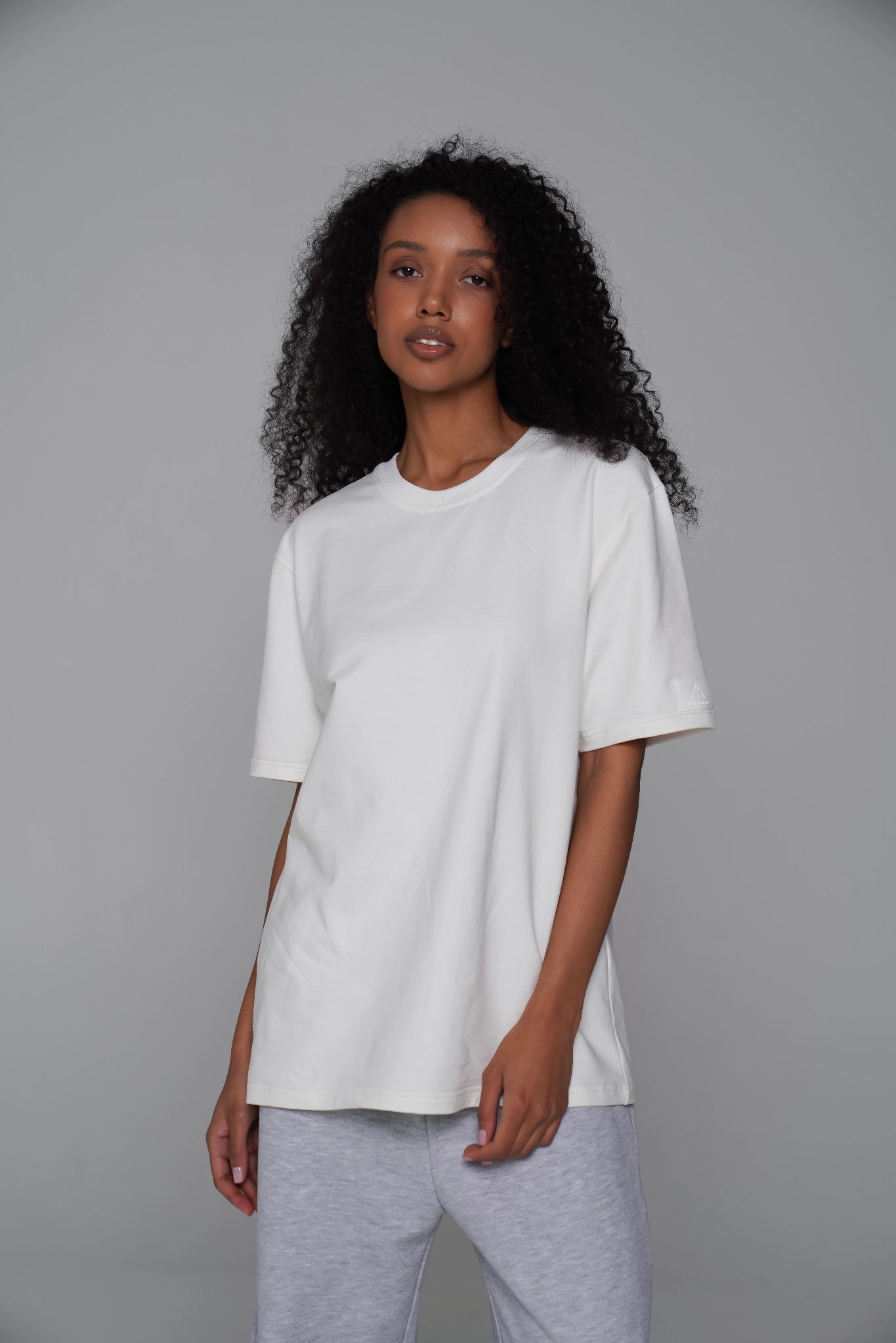 WOMEN'S PREMIUM BASIC T-SHIRT CHAMPAGNE front